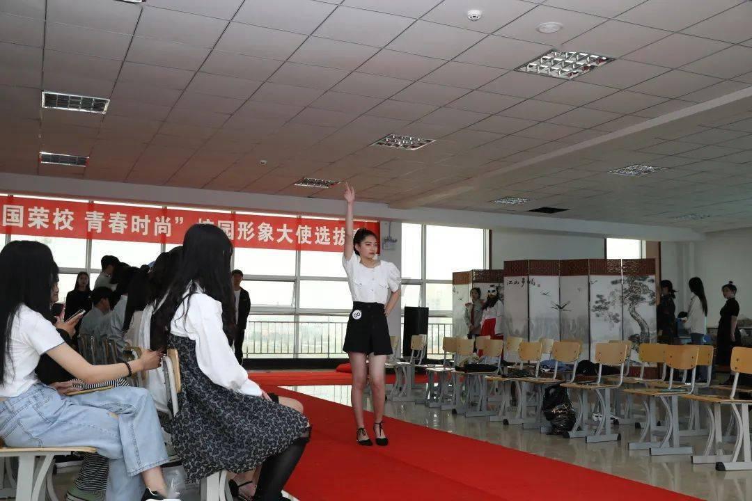 虫虫助手下载